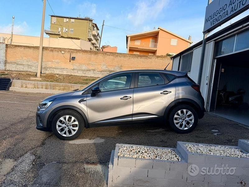 Usata Renault Captur Initiale Paris 115 CV (84 kW) 2021 Grigio SUV