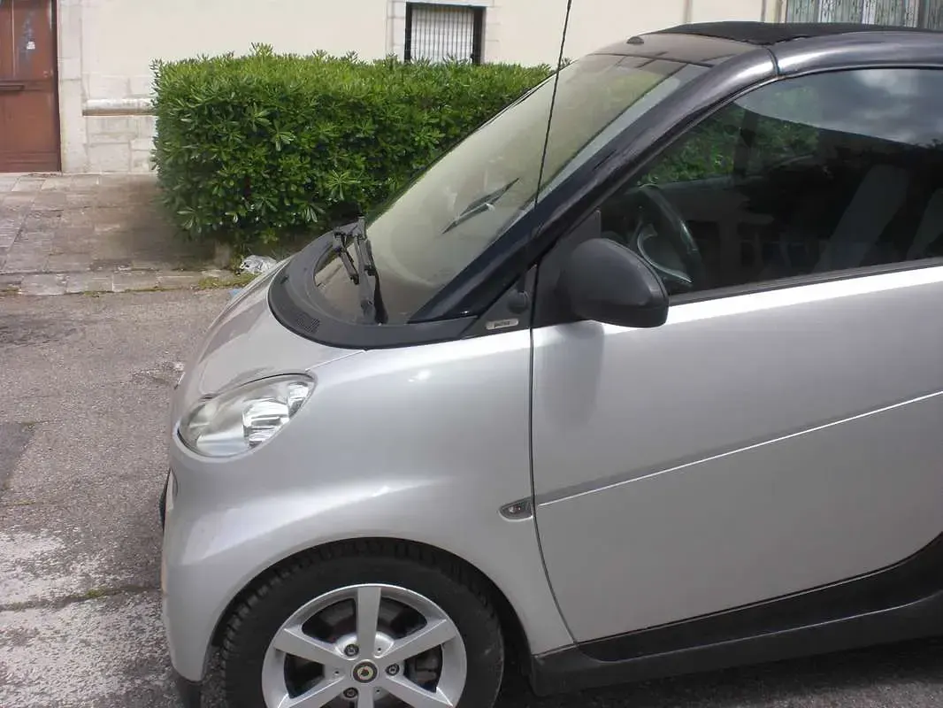 Usata Smart ForTwo Cabrio Passion 61 CV (44 kW) 2007 Argento Cabrio