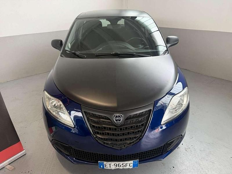 Usata Lancia Ypsilon 69 CV (50 kW) 2013 Blu/azzurro Utilitaria