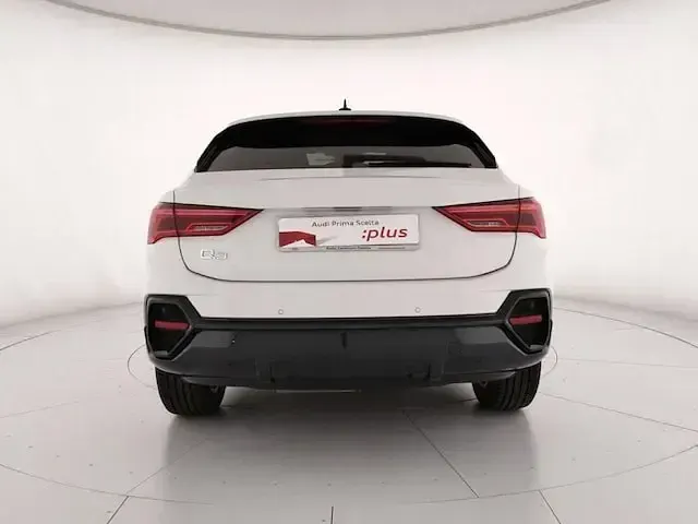 Usata Audi Q3 Sportback Business Plus 150 CV (110 kW) 2020 Bianco SUV