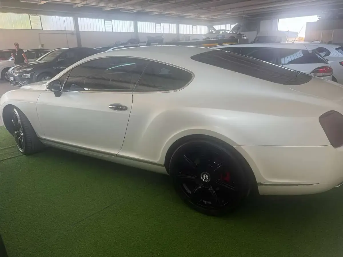 Usata Bentley Continental GT 559 CV (411 kW) 2006 Bianco Coupé