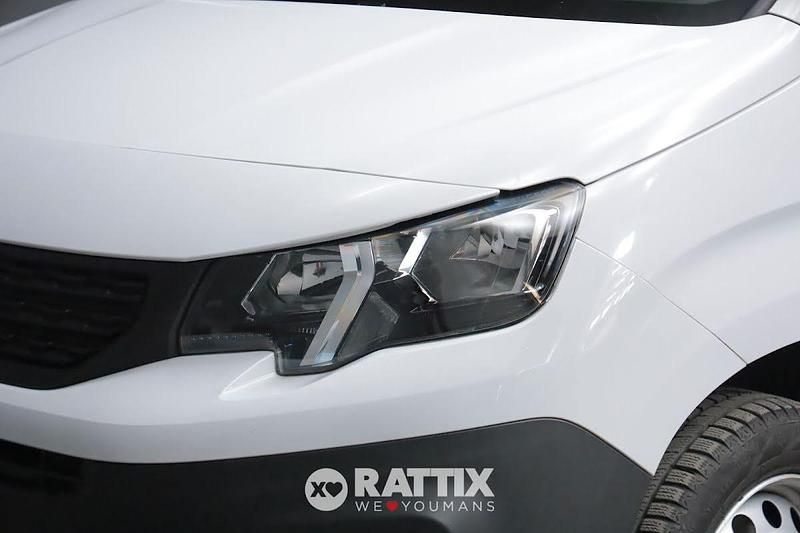 Usata Peugeot Partner Premium 131 CV (96 kW) 2022 Bianco Monovolume