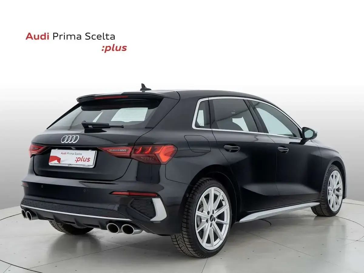 Usata Audi A3 310 CV (228 kW) 2022 Nero Berlina