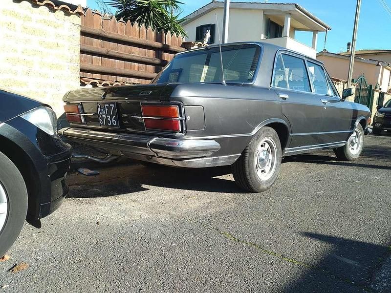 Usata Fiat 130 163 CV (119 kW) 1970 Grigio Berlina