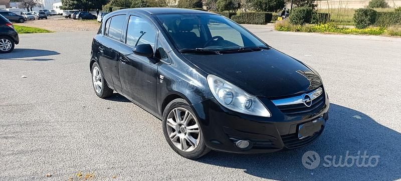 Usata Opel Corsa 2011 Nero Utilitaria