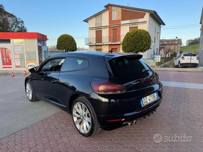 Usata VW Scirocco 140 CV (102 kW) 2009 Nero Coupé