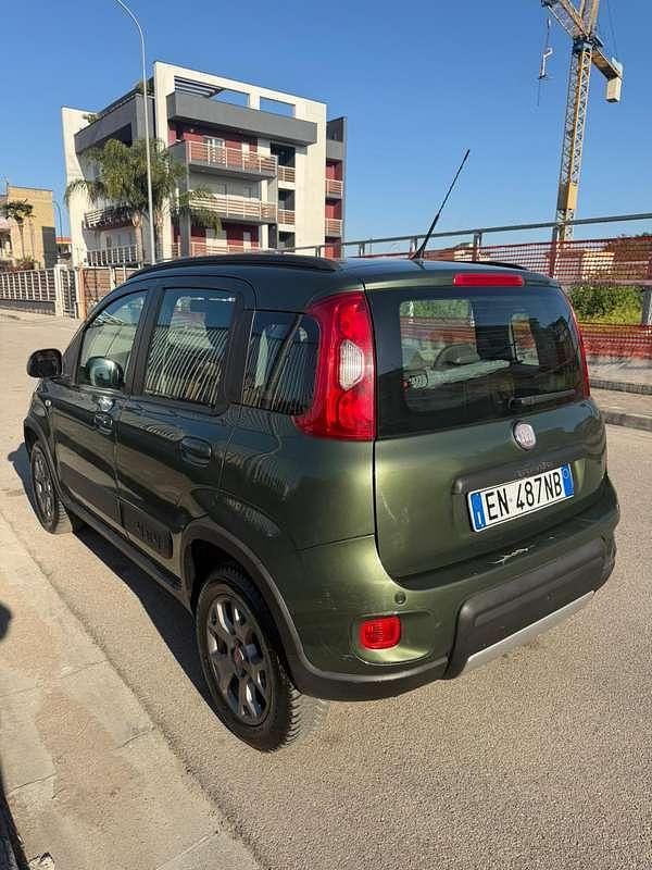 Second-hand Fiat Panda 4x4 75 CP (55 kW) 2012 Hatchback