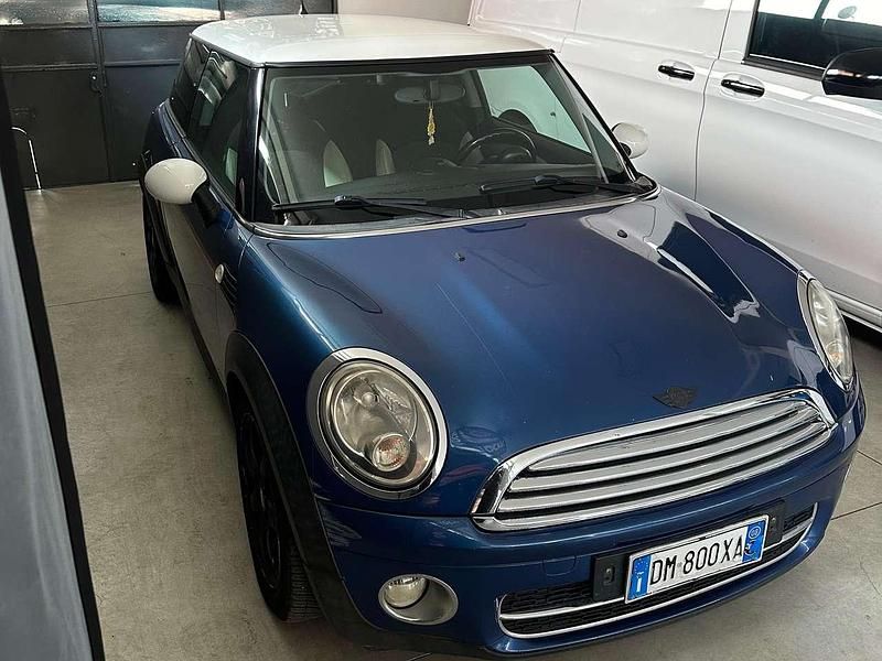 Usata Mini Cooper D 109 CV (80 kW) 2008 Blu/azzurro Utilitaria