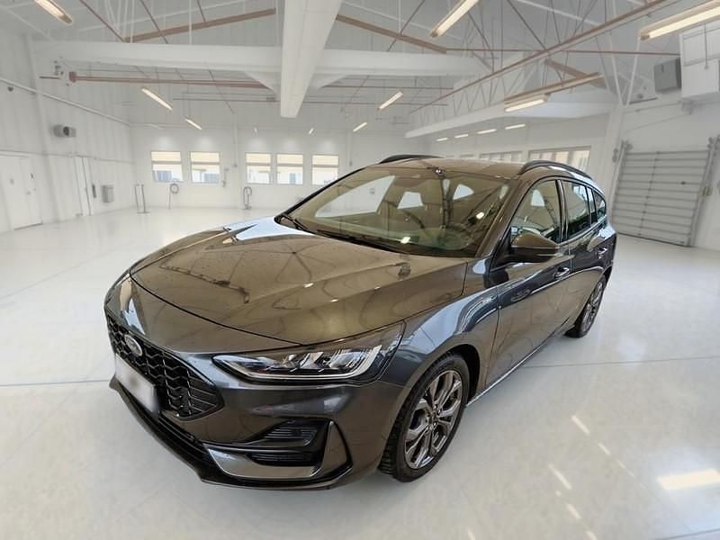 Usata Ford Focus ST-Line 125 CV (91 kW) 2023 Grigio Station wagon
