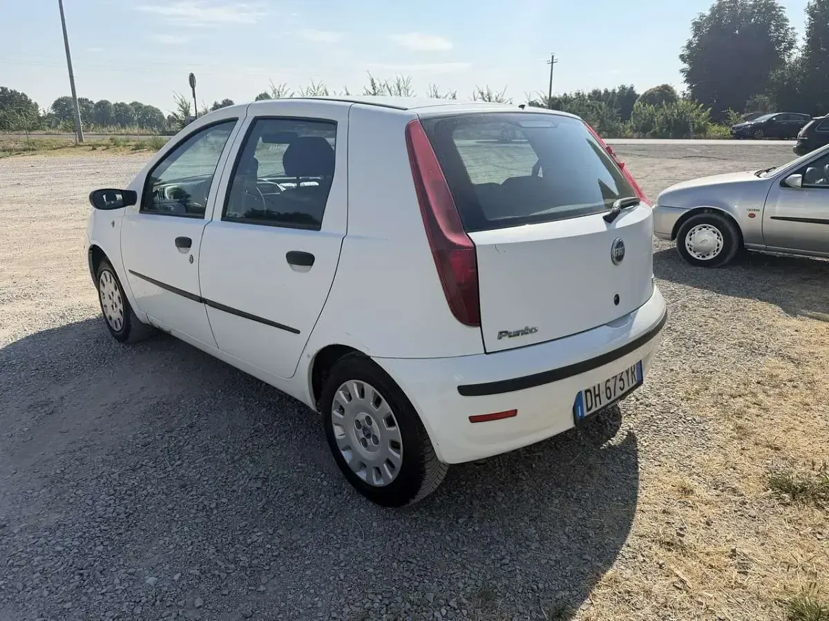 Usata Fiat Punto Classica 60 CV (44 kW) 2007 Other Utilitaria