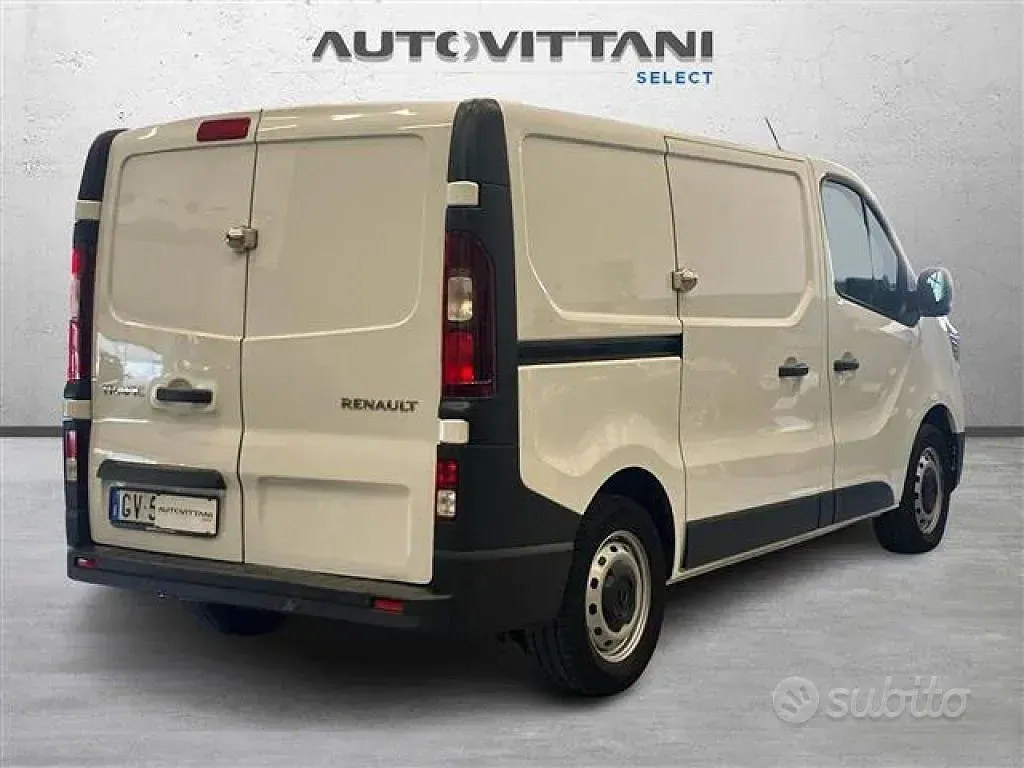 Usata Renault Trafic 150 CV (110 kW) 2024 Bianco