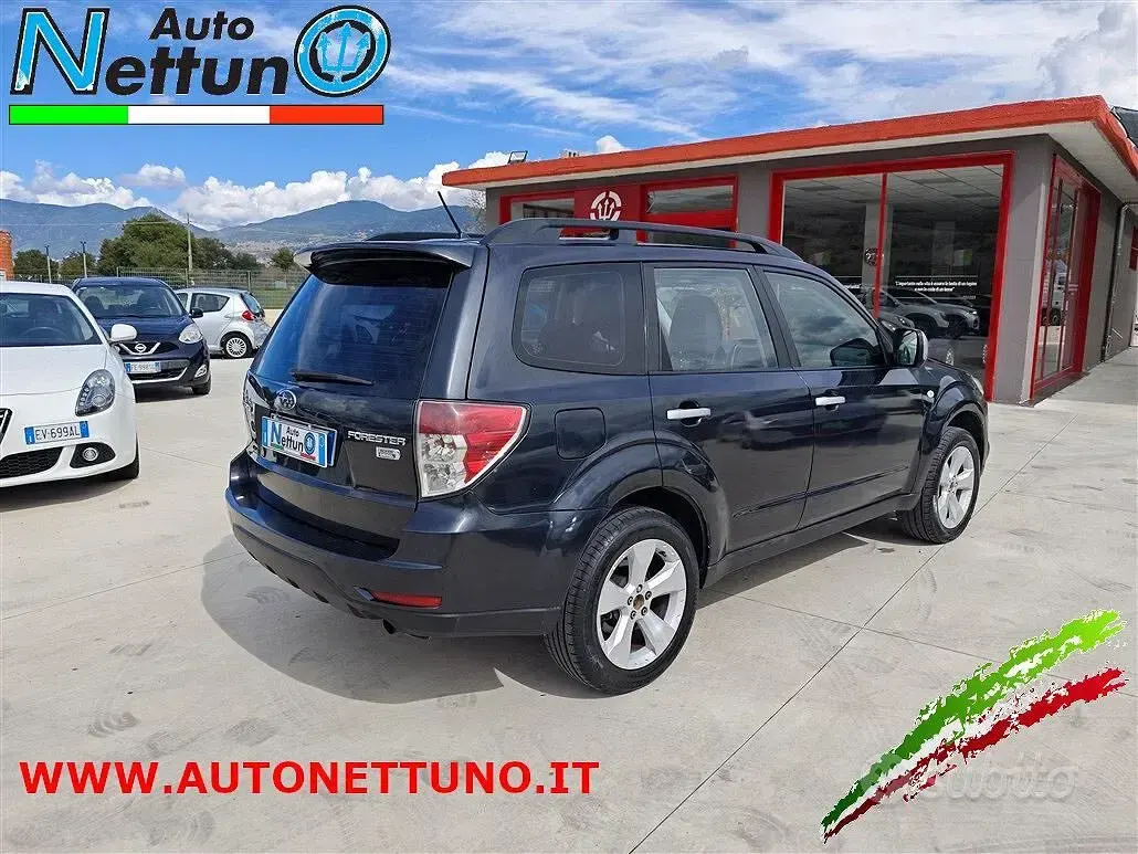 Usata Subaru Forester 147 CV (108 kW) 2009 Grigio SUV