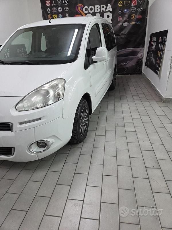 Usata Peugeot Partner Tepee Active 92 CV (67 kW) 2013 Bianco Monovolume