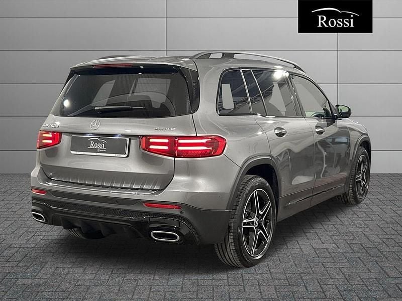 Usata Mercedes GLB200 AMG Line Premium Plus 150 CV (110 kW) 2024 Grigio medio metallizzato SUV