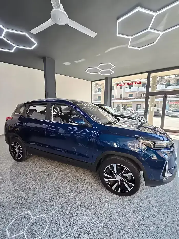 Usata EVO Evo 5 120 CV (88 kW) 2024 Blu SUV