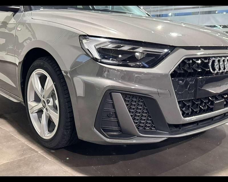 Nuova Audi A1 S-Line 116 CV (85 kW) 2026 Grigio SUV