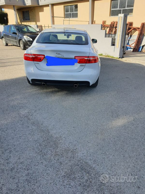 Usata 2017 Jaguar XE Portfolio Tre volumi | 8700 € (Super prezzo) - Immagine 1/4
