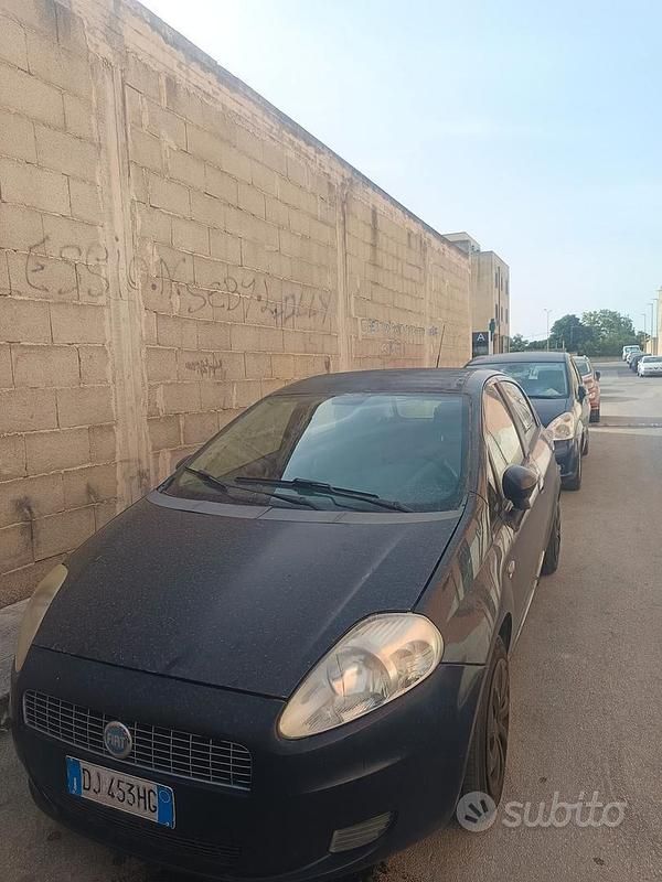 Usata Fiat Grande Punto 65 CV (47 kW) 2007 Nero Utilitaria