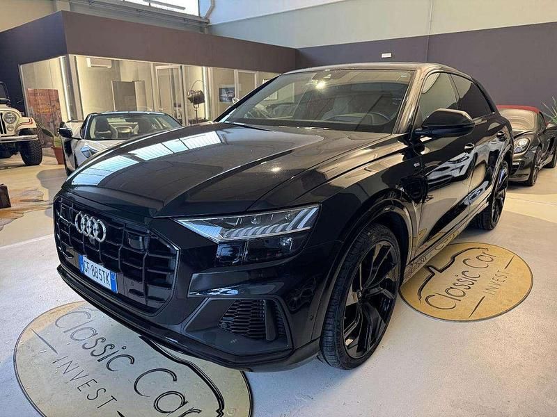 Usata Audi Q8 S-Line 340 CV (250 kW) 2021 Nero SUV