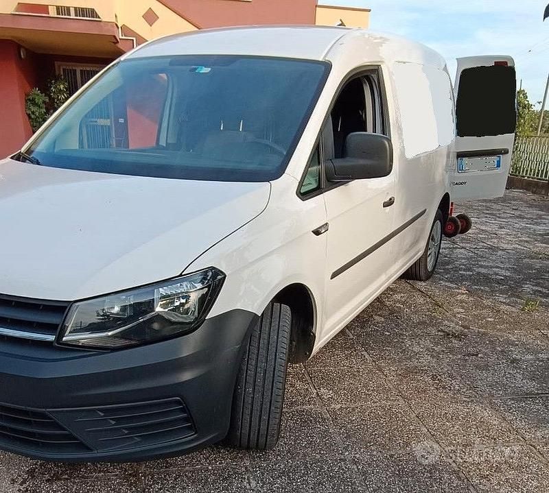 Usata VW Caddy Maxi 122 CV (89 kW) 2016 Bianco Monovolume