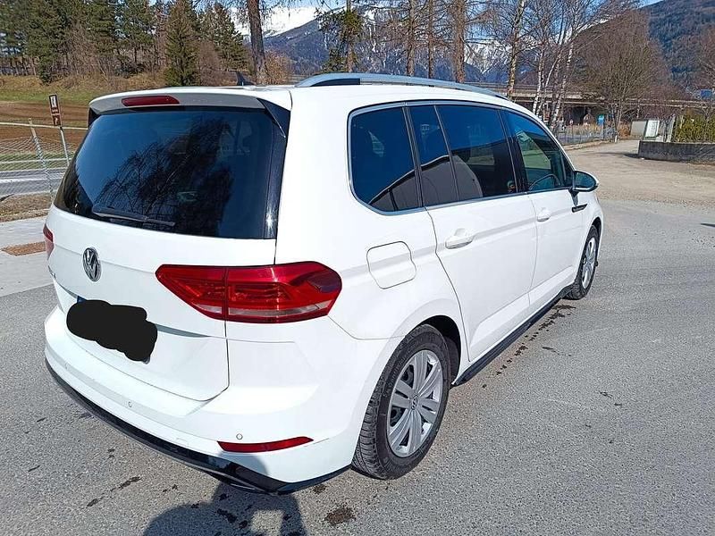 Usata VW Touran R-line 150 CV (110 kW) 2016 Bianco Monovolume