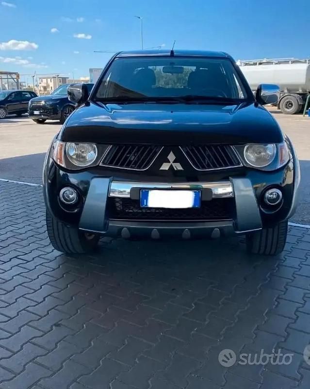 Usata Mitsubishi L 87 CV (63 kW) 2007 Cabrio