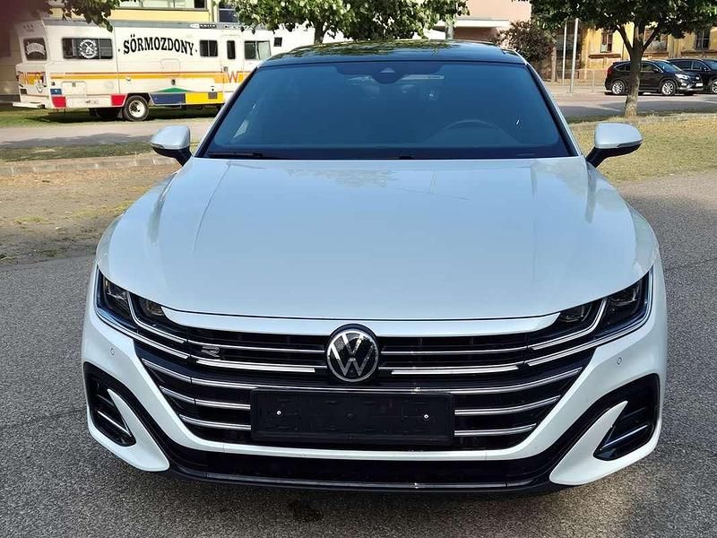 Usata VW Arteon Sportline 200 CV (147 kW) 2023 Nero Berlina