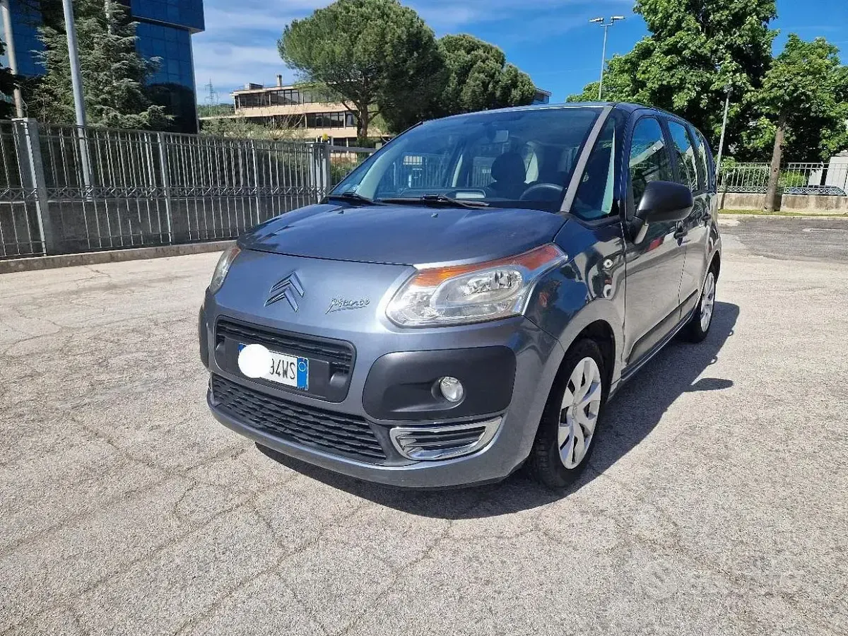 Usata Citroën C3 Picasso 92 CV (67 kW) 2011 Grigio Monovolume