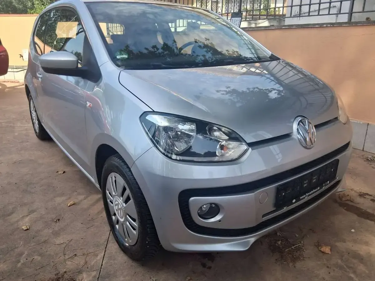 Usata VW up! move up! 60 CV (44 kW) 2014 Argento Utilitaria