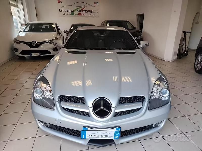 Usata Mercedes SLK200 183 CV (134 kW) 2011 Grigio Cabrio