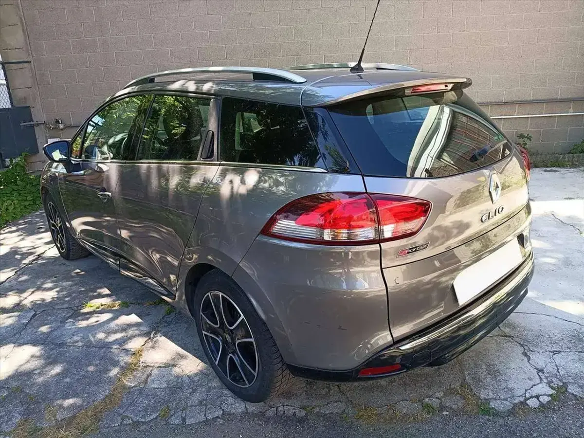 Usata Renault Clio 90 CV (66 kW) 2016 Grigio Station wagon