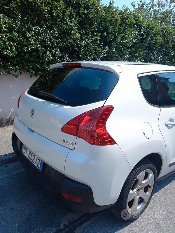 Usata Peugeot 3008 110 CV (80 kW) 2009 Bianco SUV