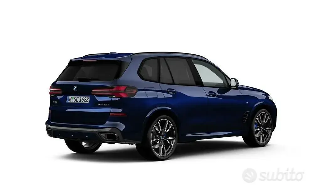Nuova BMW X5 M Sport 298 CV (219 kW) 2026 Bluazzurro SUV