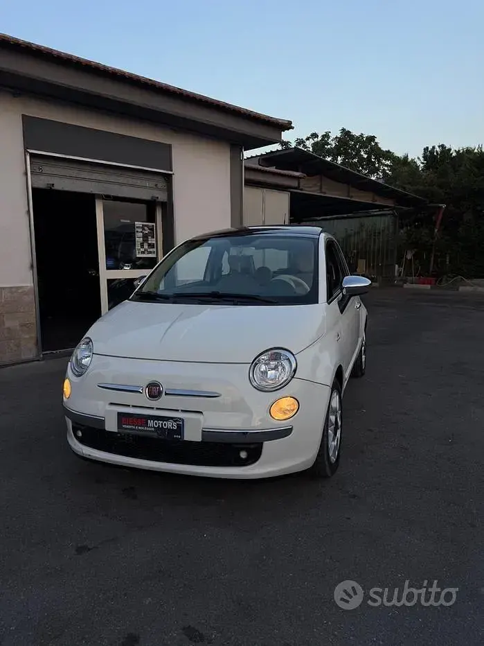 Usata Fiat 500 Lounge 75 CV (55 kW) 2008 Berlina