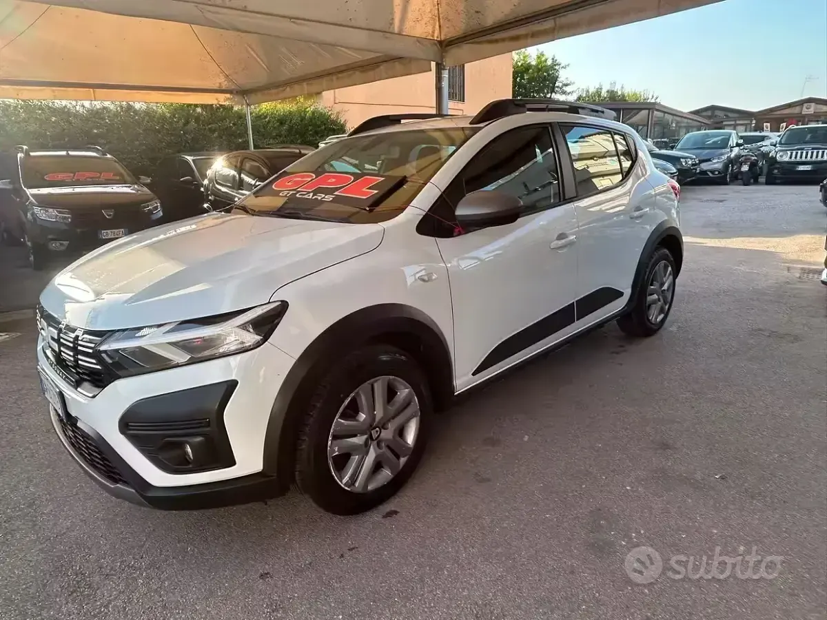 Usata Dacia Sandero Extreme 101 CV (74 kW) 2023 Bianco Berlina