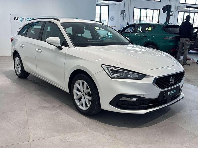 Usata Seat Leon Business 90 CV (66 kW) 2023 Bianco Station wagon