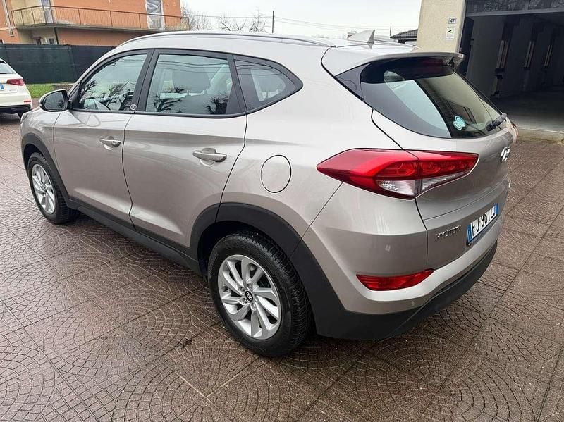 Usata Hyundai Tucson Comfort 116 CV (85 kW) 2017 Grigio SUV