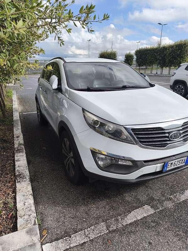 Usata 2012 Kia Sportage SUV | 6500 € (Ottimo prezzo) - Immagine 1/4