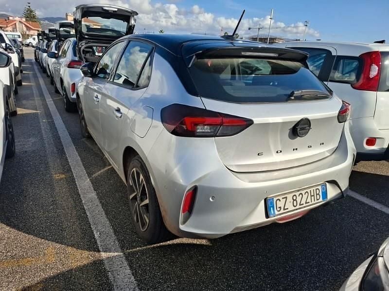 Usata Opel Corsa 101 CV (74 kW) 2025 Argento Utilitaria