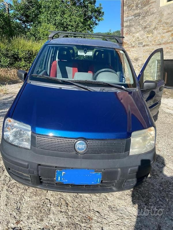 Usata Fiat Panda 4x4 60 CV (44 kW) 2006 Blu Utilitaria