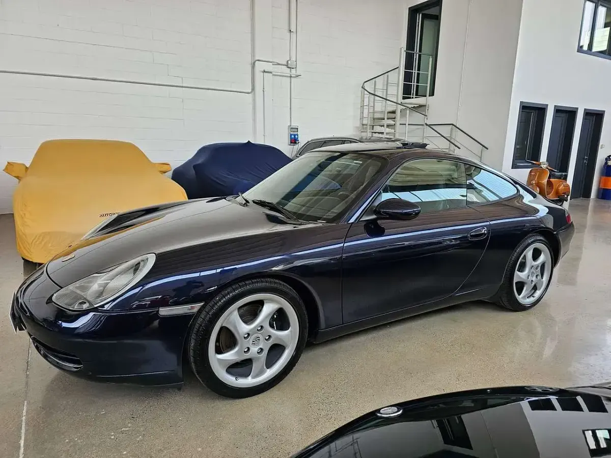 Usata Porsche 911 Carrera 300 CV (220 kW) 2001 Blu/azzurro Coupé