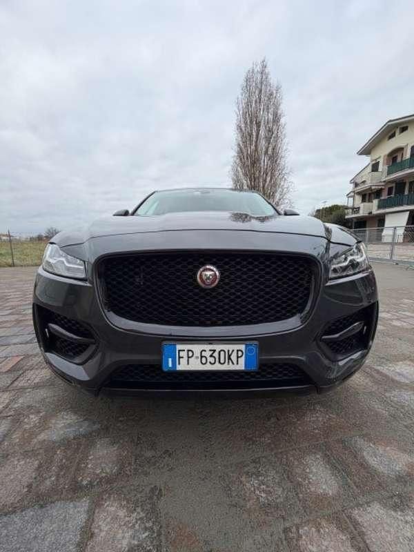 Usata Jaguar F-Pace R-Sport 241 CV (177 kW) 2018 Grigio SUV