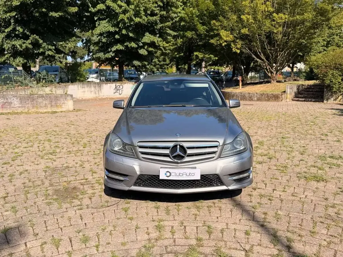Usata Mercedes C220 Elegance 170 CV (125 kW) 2011 Argento Station wagon