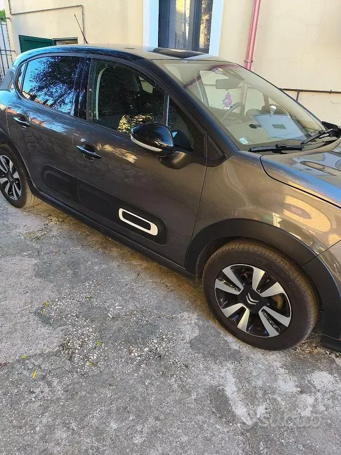 Usata Citroën C3 102 CV (75 kW) 2023 Grigio Utilitaria