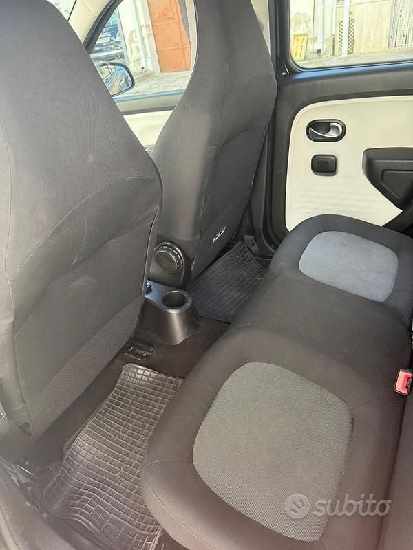 Usata Renault Twingo 2015 Nero Utilitaria
