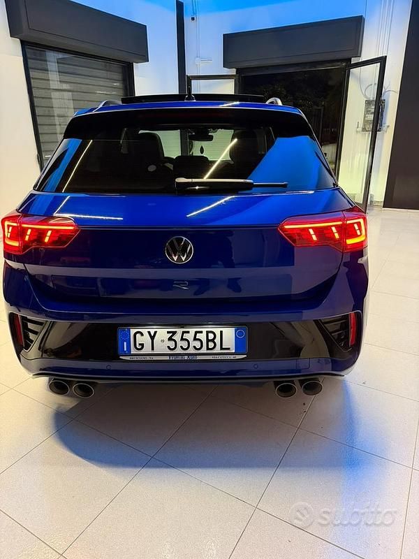 Usata VW T-Roc R 300 CV (220 kW) 2024 Blu SUV
