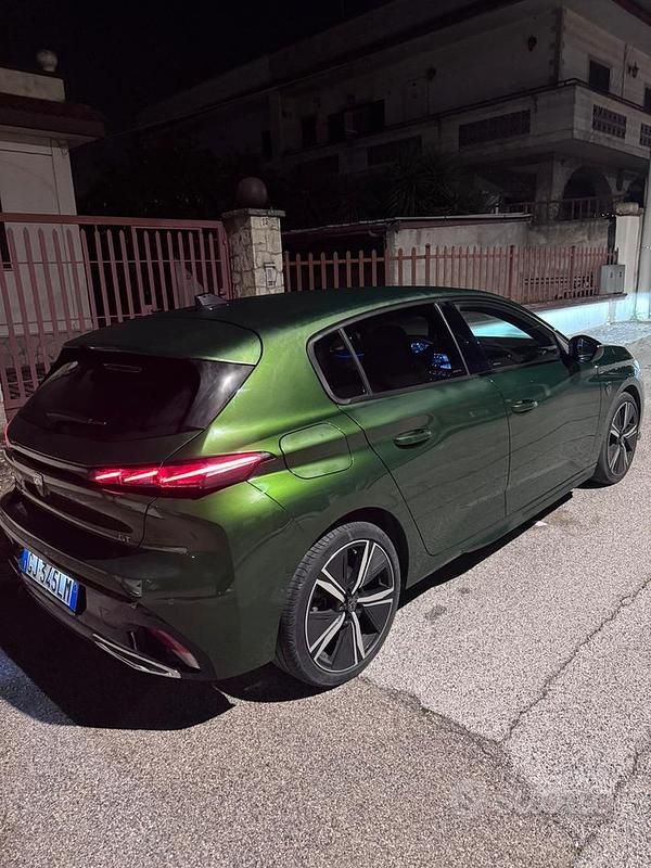 Usata Peugeot 308 GT 131 CV (96 kW) 2022 Verde Berlina