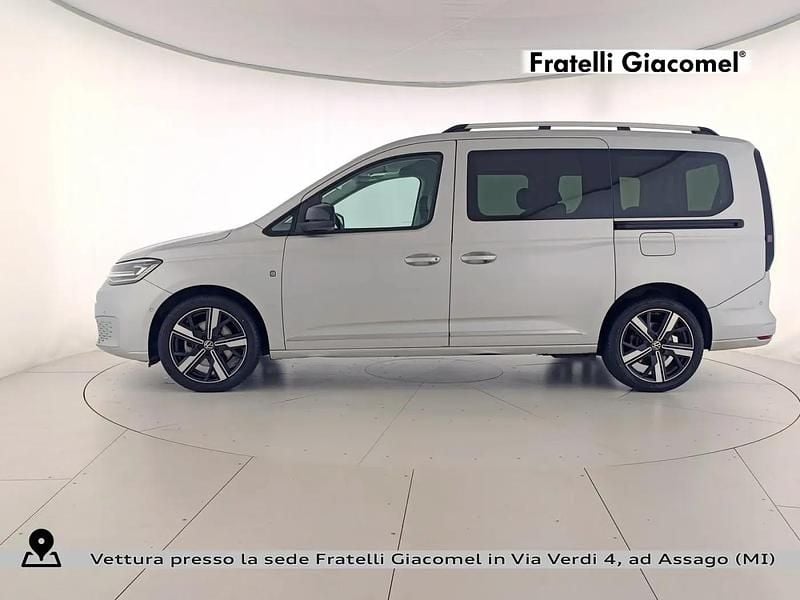 Usata VW Caddy Maxi Life 122 CV (89 kW) 2022 Argento reflex metallizzato Monovolume