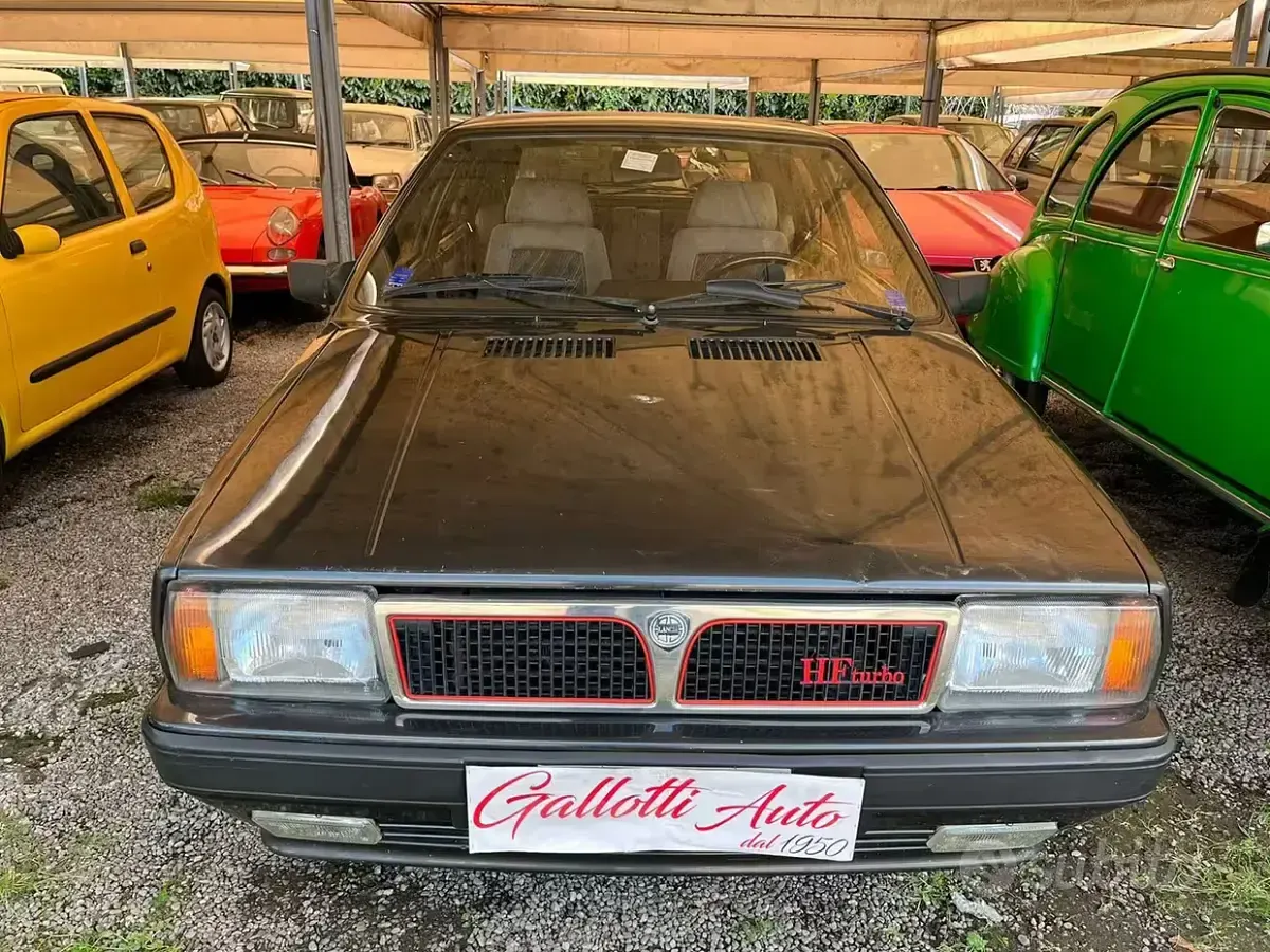 Usata Lancia Delta 140 CV (102 kW) 1989 Nero Utilitaria