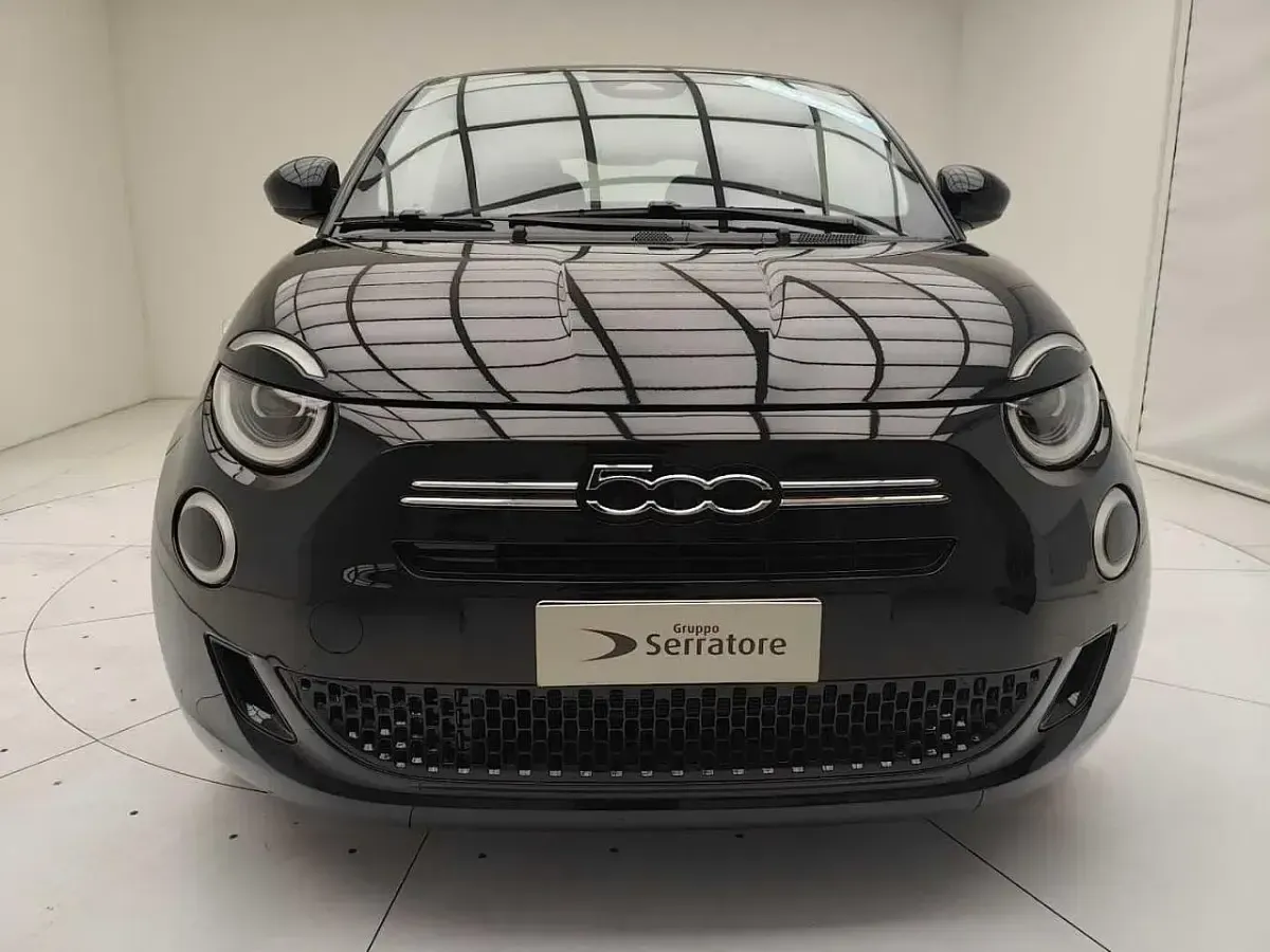 Nuova Fiat 500 65 CV (47 kW) 2025 Nero Berlina